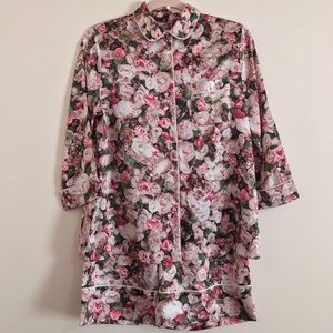 🎀 Satin Floral Pajamas NWOT 🎀